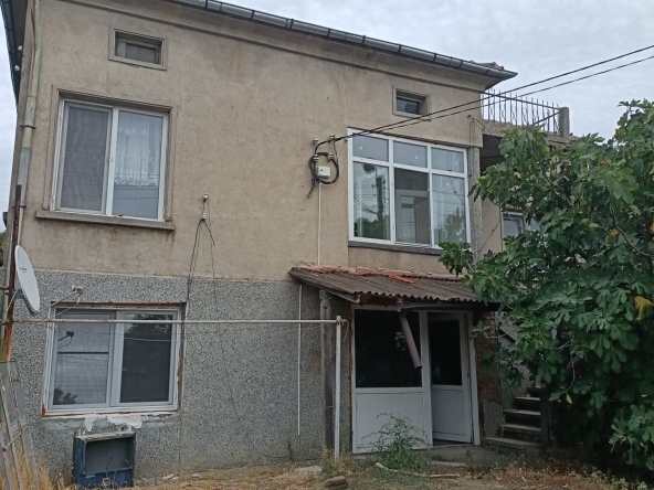 Къща в с. Студена, Област Хасково - 180 кв.м за 128 €/кв.м - Снимка #1