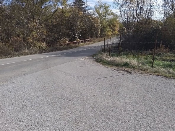 Парцел в Брезник - 322 кв.м за 12 €/кв.м - Снимка #1