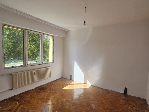 Дава се под наем Двустаен апартамент в Перник, Изток - 58 кв.м за 73000 € - Снимка #1