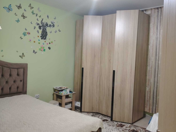 Тристаен апартамент в Хасково, Възраждане - 92 кв.м за 610 €/кв.м - Снимка #1