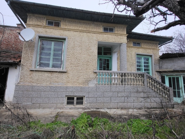 Къща в с. Хотница, Област Велико Търново - 85 кв.м за 198 €/кв.м - Снимка #1