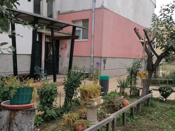 Тристаен апартамент в Завет - 76 кв.м за 369 €/кв.м - Снимка #1