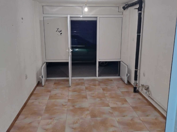 Гараж / Паркомясто в Стара Загора, Опълченски - 20 кв.м за 1148 €/кв.м - Снимка #1
