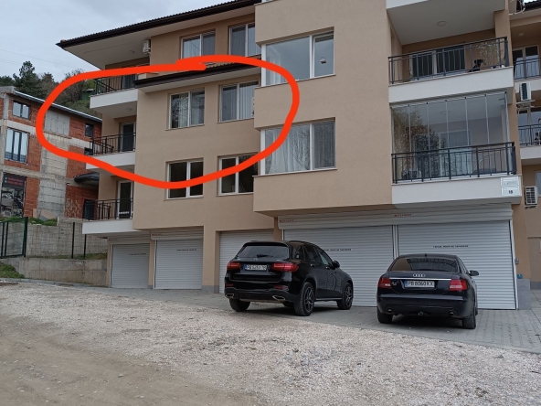 Тристаен апартамент в Асеновград - 113 кв.м за 1416 €/кв.м - Снимка #1