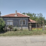 Къща в с. Тихомирово, Област Стара Загора - 1150 кв.м за 11 €/кв.м - Снимка #1