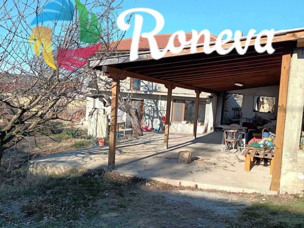 Къща в с. Орешак, Област Варна - 100 кв.м за 1599 €/кв.м - Снимка #1