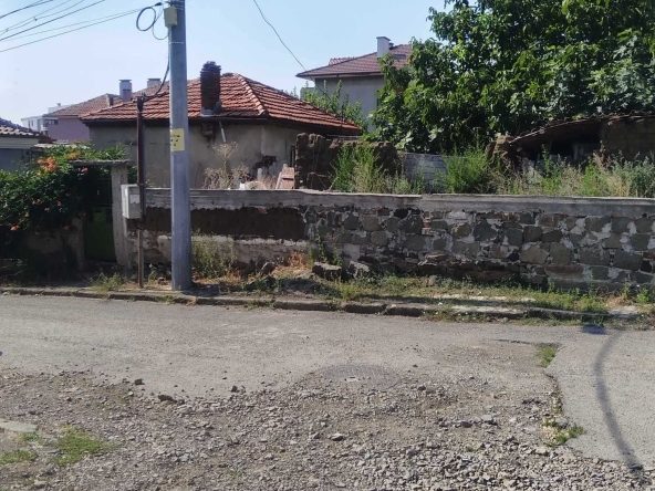 Къща в Айтос - 385 кв.м за 192 €/кв.м - Снимка #1