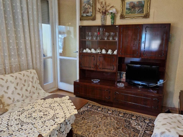 Къща в Плевен, Сторгозия - 210 кв.м за 900 €/кв.м - Снимка #1