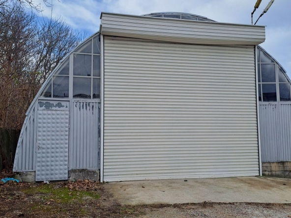 Дава се под наем Склад в Разград, Бели Лом - 300 кв.м за 489.6 € - Снимка #1