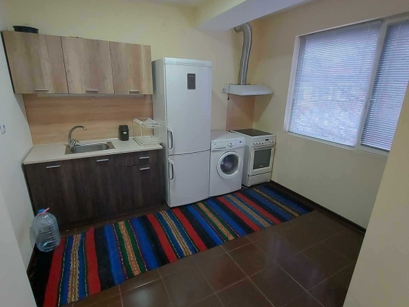 Четиристаен апартамент в Търговище, Център - 122 кв.м за 1037 €/кв.м - Снимка #1