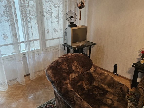 Тристаен апартамент в Стара Загора, Три чучура - север - 86 кв.м за 748 €/кв.м - Снимка #1