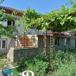 Къща в Варна, Левски - 215 кв.м за 428 €/кв.м - Снимка #1