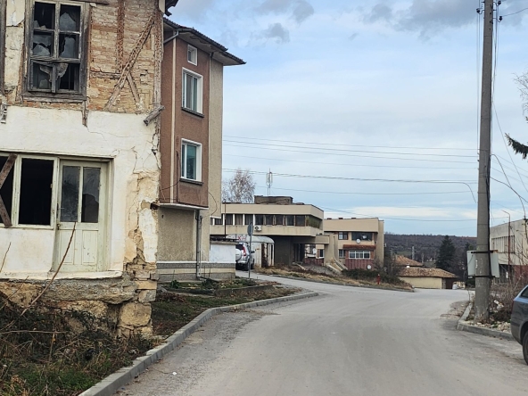 Къща в с. Драгоево, Област Шумен - 100 кв.м за 153 €/кв.м - Снимка #1