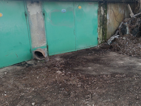 Дава се под наем Гараж / Паркомясто в Видин, Вида 1 - 40 кв.м за 81.6 € - Снимка #1