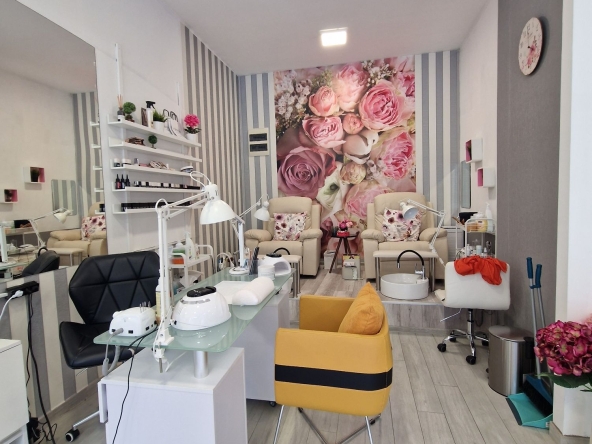 Дава се под наем  в София, Лозенец -  кв.м за 9180 € - Снимка #1