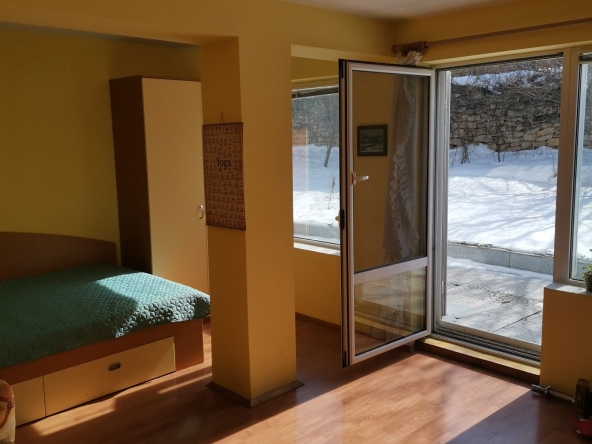 Дава се под наем Едностаен апартамент в Разград, Абритус - 35 кв.м за 244.8 € - Снимка #1