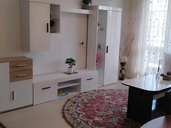 Дава се под наем Двустаен апартамент в София, Люлин 5 - 76 кв.м за 475 € - Снимка #1