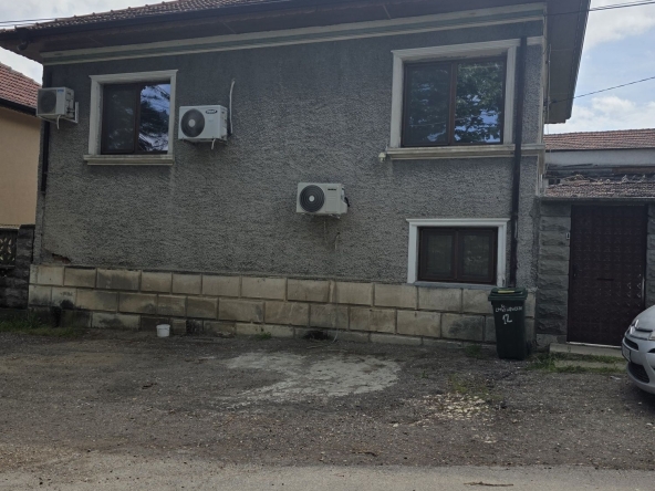 Къща в с. Николово, Област Русе - 100 кв.м за 900 €/кв.м - Снимка #1