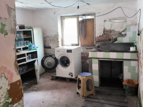 Къща в с. Дълбок извор, Област Пловдив - 82 кв.м за 683 €/кв.м - Снимка #1