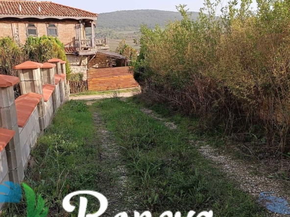 Къща в с. Осеново, Област Варна - 165 кв.м за 728 €/кв.м - Снимка #1