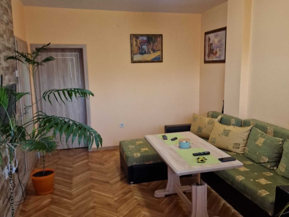 Тристаен апартамент в Силистра, Запад - 97 кв.м за 1135 €/кв.м - Снимка #1