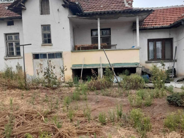 Къща в Оряхово - 100 кв.м за 102 €/кв.м - Снимка #1