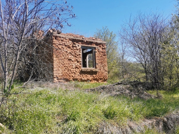 Парцел в Плевен, Сторгозия - 1375 кв.м за 3 €/кв.м - Снимка #1