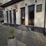 Дава се под наем Магазин в Ихтиман - 100 кв.м за 510 € - Снимка #1