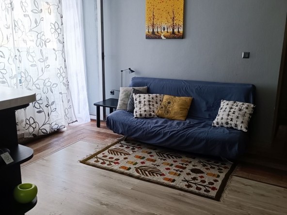 Дава се под наем Тристаен апартамент в София, Лозенец - 80 кв.м за 816 € - Снимка #1