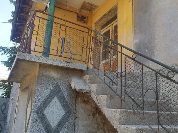 Къща в с. Мало Конаре, Област Пазарджик - 60 кв.м за 425 €/кв.м - Снимка #1