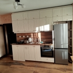 Дава се под наем Двустаен апартамент в Асеновград - 60 кв.м за 408 € - Снимка #1