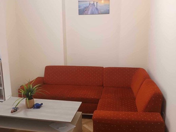 Дава се под наем Двустаен апартамент в София, Медицинска академия - 65 кв.м за 400 € - Снимка #1