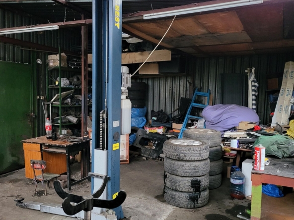 Дава се под наем Гараж / Паркомясто в София, Надежда 1 - 40 кв.м за 765 € - Снимка #1