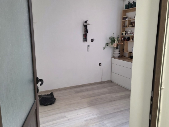 Етаж от къща в Силистра, Център - 100 кв.м за 1173 €/кв.м - Снимка #1