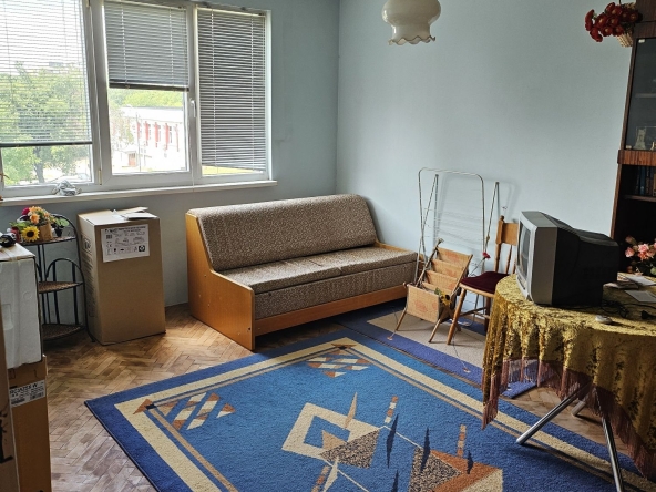 Двустаен апартамент в Плевен, 9-ти квартал - 65 кв.м за 1077 €/кв.м - Снимка #1