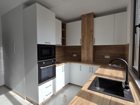 Четиристаен апартамент в Горна Оряховица - 114 кв.м за 1096 €/кв.м - Снимка #1