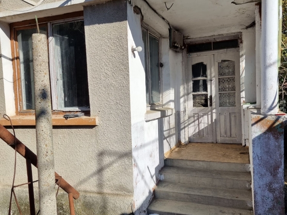 Къща в Карнобат - 95 кв.м за 895 €/кв.м - Снимка #1