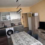 Дава се под наем Тристаен апартамент в Пазарджик, Руски - 70 кв.м за 280.5 € - Снимка #1