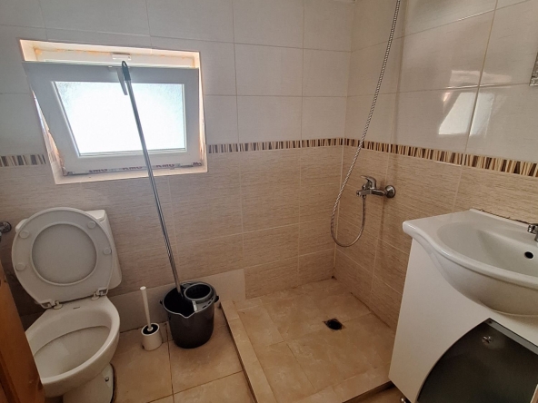 Дава се под наем  в София, Хладилника - 20 кв.м за 255 € - Снимка #1