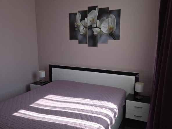 Дава се под наем Тристаен апартамент в Хасково, Куба - 70 кв.м за 255 € - Снимка #1