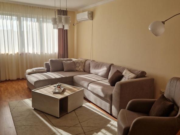 Тристаен апартамент в Силистра, в.з. Юг - 81 кв.м за 1112 €/кв.м - Снимка #1