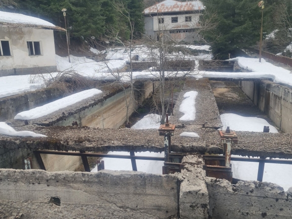 Земеделски имот в Лъки -  кв.м за 40000 €/дка - Снимка #1