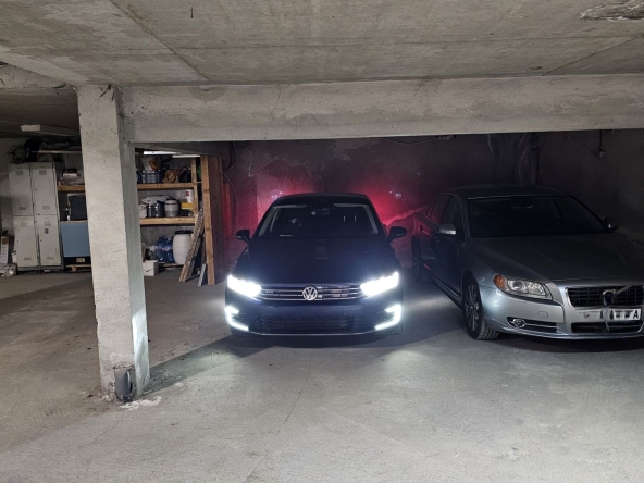 Дава се под наем Гараж / Паркомясто в София, Люлин 2 - 17 кв.м за 61.2 € - Снимка #1