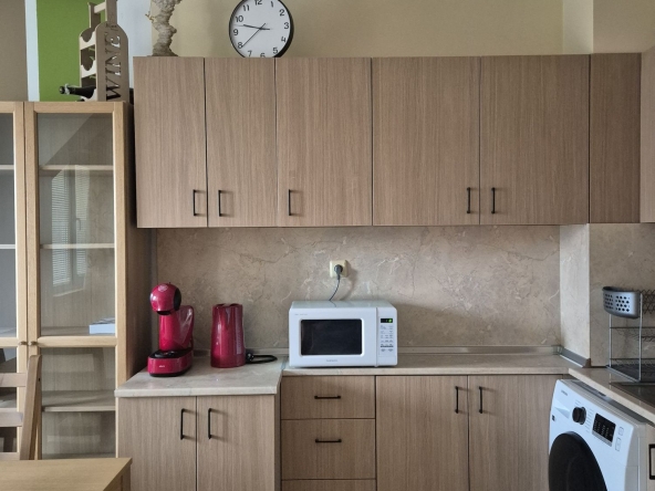 Дава се под наем Едностаен апартамент в Варна, Конфуто - 40 кв.м за 382.5 € - Снимка #1