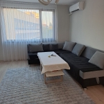 Дава се под наем Двустаен апартамент в Хасково, Любен Каравелов - 64 кв.м за 306 € - Снимка #1