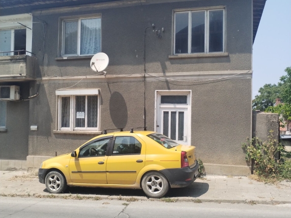 Къща в Тутракан - 100 кв.м за 306 €/кв.м - Снимка #1