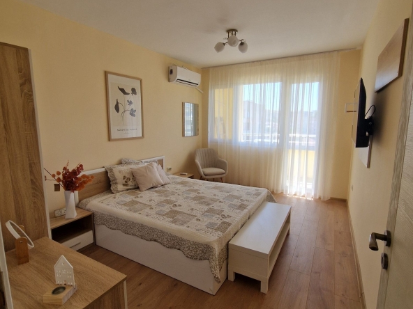 Тристаен апартамент в Силистра, в.з. Юг - 81 кв.м за 1161 €/кв.м - Снимка #1