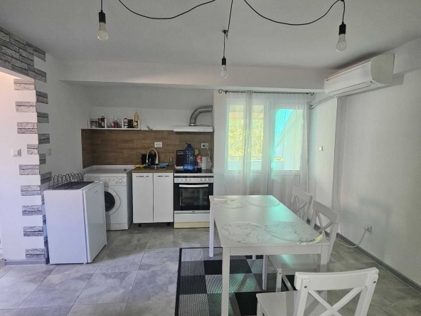 Дава се под наем Едностаен апартамент в Пловдив, Кючук Париж - 40 кв.м за 280.5 € - Снимка #1