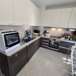 Двустаен апартамент в София, Студентски град - 65 кв.м за 12 €/кв.м - Снимка #1