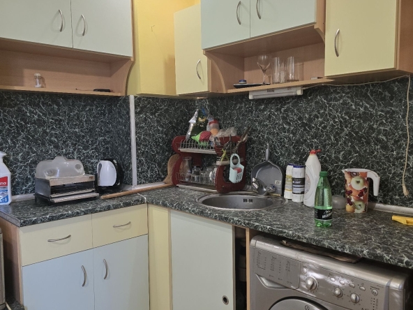 Дава се под наем Четиристаен апартамент в Стара Загора, Опълченски - 80 кв.м за 306 € - Снимка #1